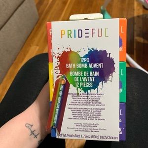 Prideful bath bombs